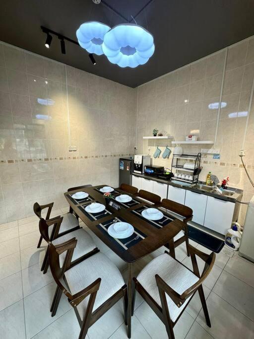 Cozy Holiday Home Karaoke Bbq Bukit Indah Jb Johor Bahru Ngoại thất bức ảnh